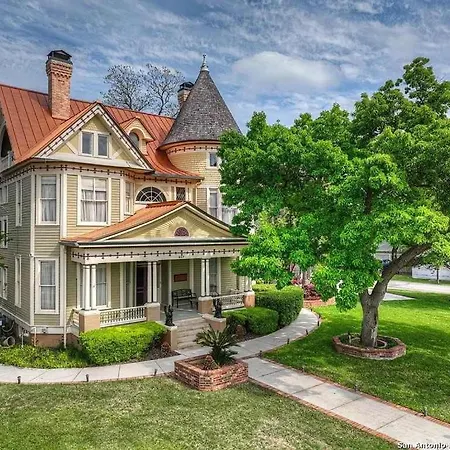 The Abbott House & Event Venue Villa